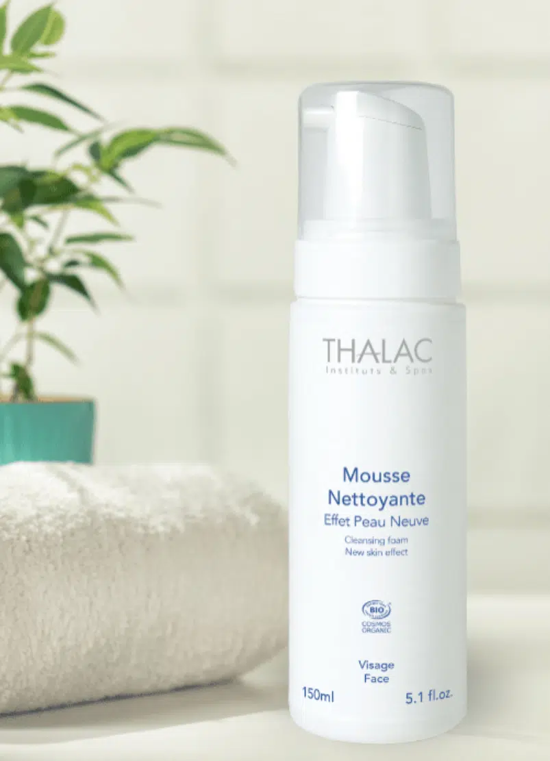 Mousse nettoyante effet peau neuve 150 ml